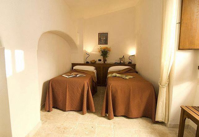 Hotel Palazzo D'Erchia Conversano Exterior foto